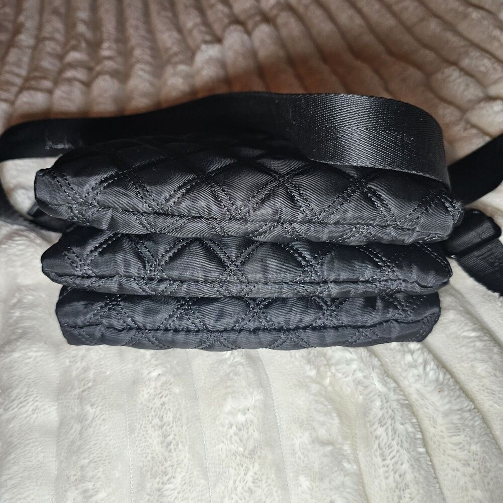 Nicole Miller Black Quilted Crossbody Lots Of Pockets - Picture 12 of 12